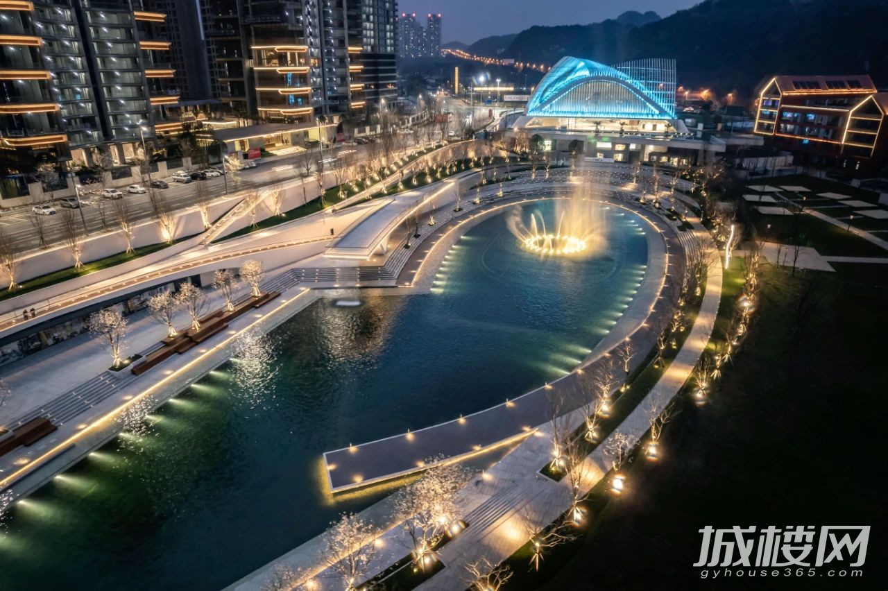 这是贵阳「最」特别的公园？！ 六大维度解读饮马湖生活