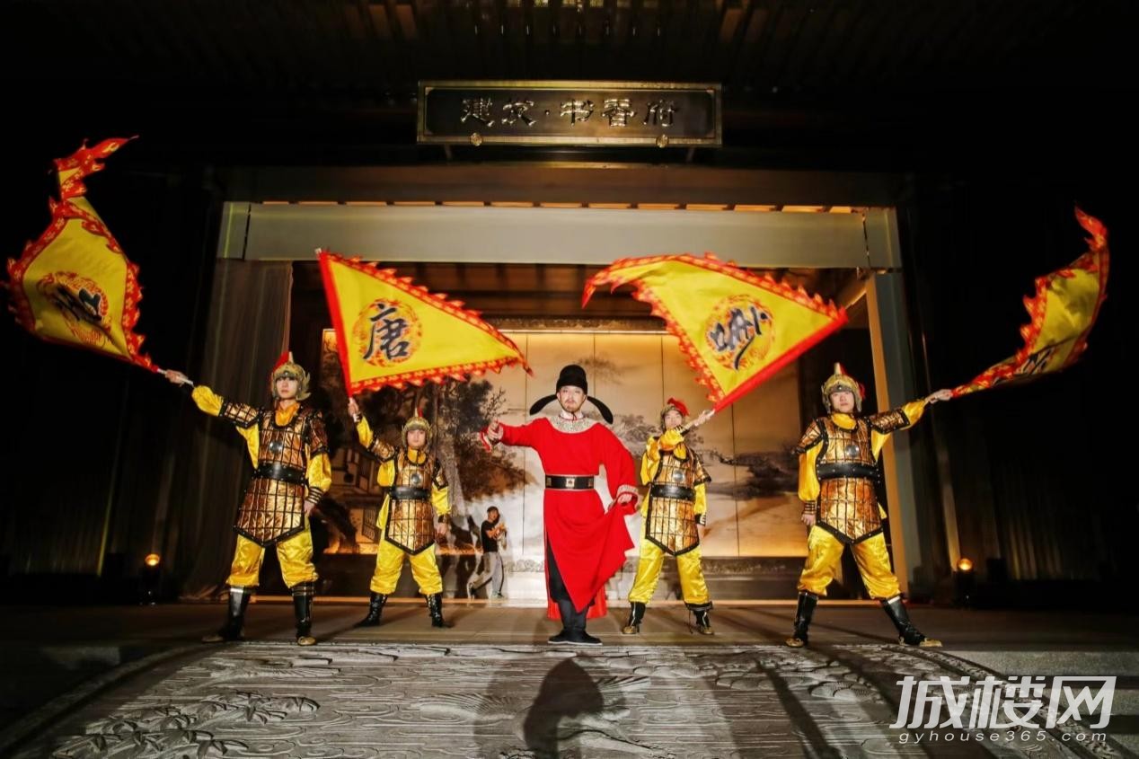 建发书香府｜重庆首届沉浸式裸眼3D灯光秀 惊艳全城